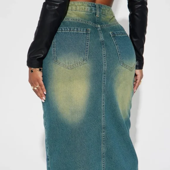 Denim tinted skirt - Picture 2 of 7